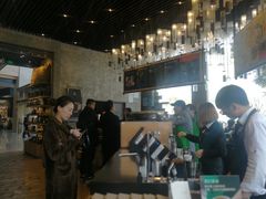 -星巴克臻选(湖滨道店)