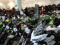 -川崎北京风火轮店