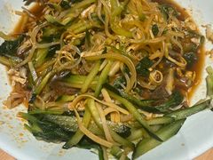 -关东小磨东北菜(上海长风大悦城店)
