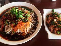 鸡丝凉米线-宣威山野人家·云南菜·菌火锅(金碧店)
