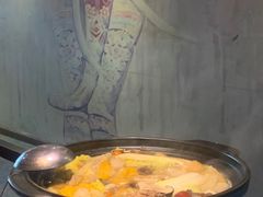 -香巴拉云南餐厅(华莱坞店)