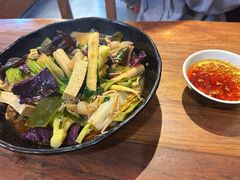 -万记麻辣烫国展总店