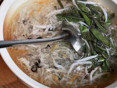 莼菜银鱼羹-吴越荣记苏州菜·松鼠桂鱼100%活鱼现做(斜塘老街店)