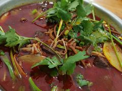 肥肠血旺-钟云山鲜鱼蛋