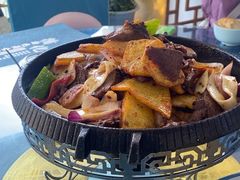 -撒拉人家.酸菜牦牛肉火锅