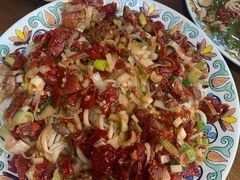 -歹歹的加个面过油肉拌面