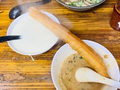 -云南大锅豆浆店