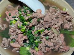 -大众跷脚牛肉馆·非遗传承单位(峨眉山店)