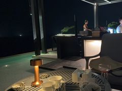 -瑰丽酒店·海吧·天际下午茶·现场DJ·天台酒吧