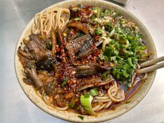 -铭记嘎洒生态鳝鱼(迎春街店)