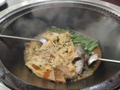 -老刘生态大鱼坊铁锅炖鱼(赛马场店)