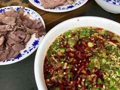 -吾穆勒蓬灰牛肉面·清真(北滨河中路店)