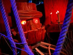 -蓝精灵乐园·世茂精灵之城主题乐园