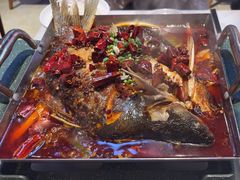 -渝是乎酸菜鱼·川渝小炒(新世界百货望京店)