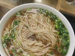 -陇上全荟兰州传统牛肉面(延吉路店)