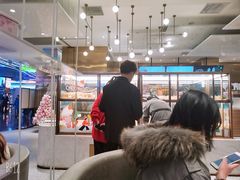 -奈雪的茶(湖滨银泰in77C区PRO店)
