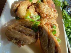 -Chom Cafe and Restaurant