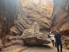 -天山神秘大峡谷