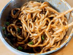 素椒杂酱面-左撇子私房面