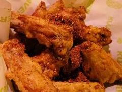 吃得慢就没的鸡翅中-苦尽酒馆·川菜(鼓楼店)
