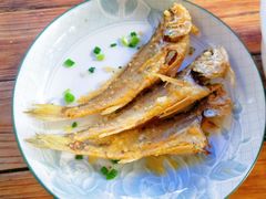 干煎小黄鱼-小河无名面馆
