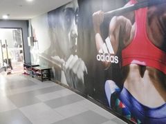 -一兆韦德健身(慧芝湖店)