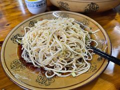 -一品红烧鸭特色川菜(三岔湖店)