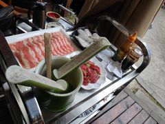 -二荆条·蜀鲜汇城市森林火锅