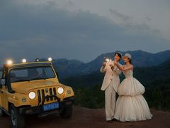 -爱度婚纱摄影(横店华夏大道店)