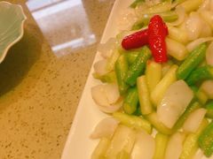 -铜锣湾·有麝自然香(重庆新天地店)