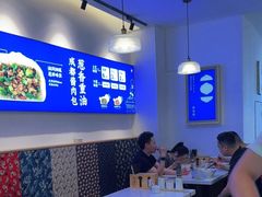 -李与白包子铺(桐梓林店)