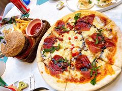 -水桶王国主题餐厅·聚会·生日派对·亲子活动·家庭套餐(亚龙湾希尔顿店)