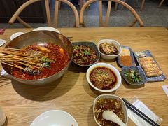成都经典干拌串串香锅底-付小姐在成都(川沙店)