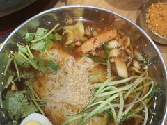 -青瓦餐厅·生鱼片·韩园烤肉(西塔店)