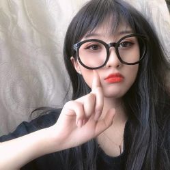 -时尚殿堂明星门店