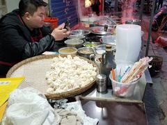 -小董骨汤馄饨店(通扬路店)