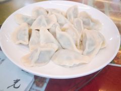 -东北四季饺子王(华山路店)