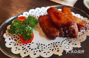 Bai Tao Aroma Grilled Chicken Wings