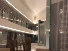 -上海滴水湖皇冠假日酒店
