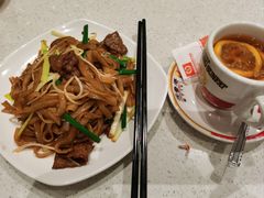 -香港新发烧腊茶餐厅(水围店)