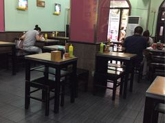 -丽虹云南过桥米线(兴工街店)