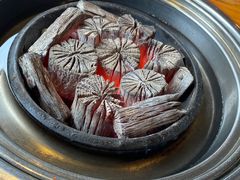 -唯成•韩国炭火烤肉 유성고기