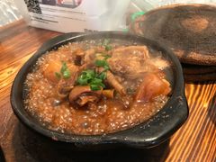 鸡爪猪蹄煲-小时候焗海鲜(鄞州万达店)