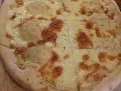 -I HOLIC艾豪丽披萨(KKone店)