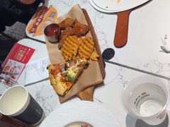 -必胜客(新辰里酒仙桥店)