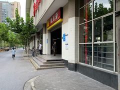 -麦当劳(轻轨曹杨路店)