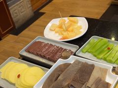 -百年川椒重庆老火锅(光谷店)