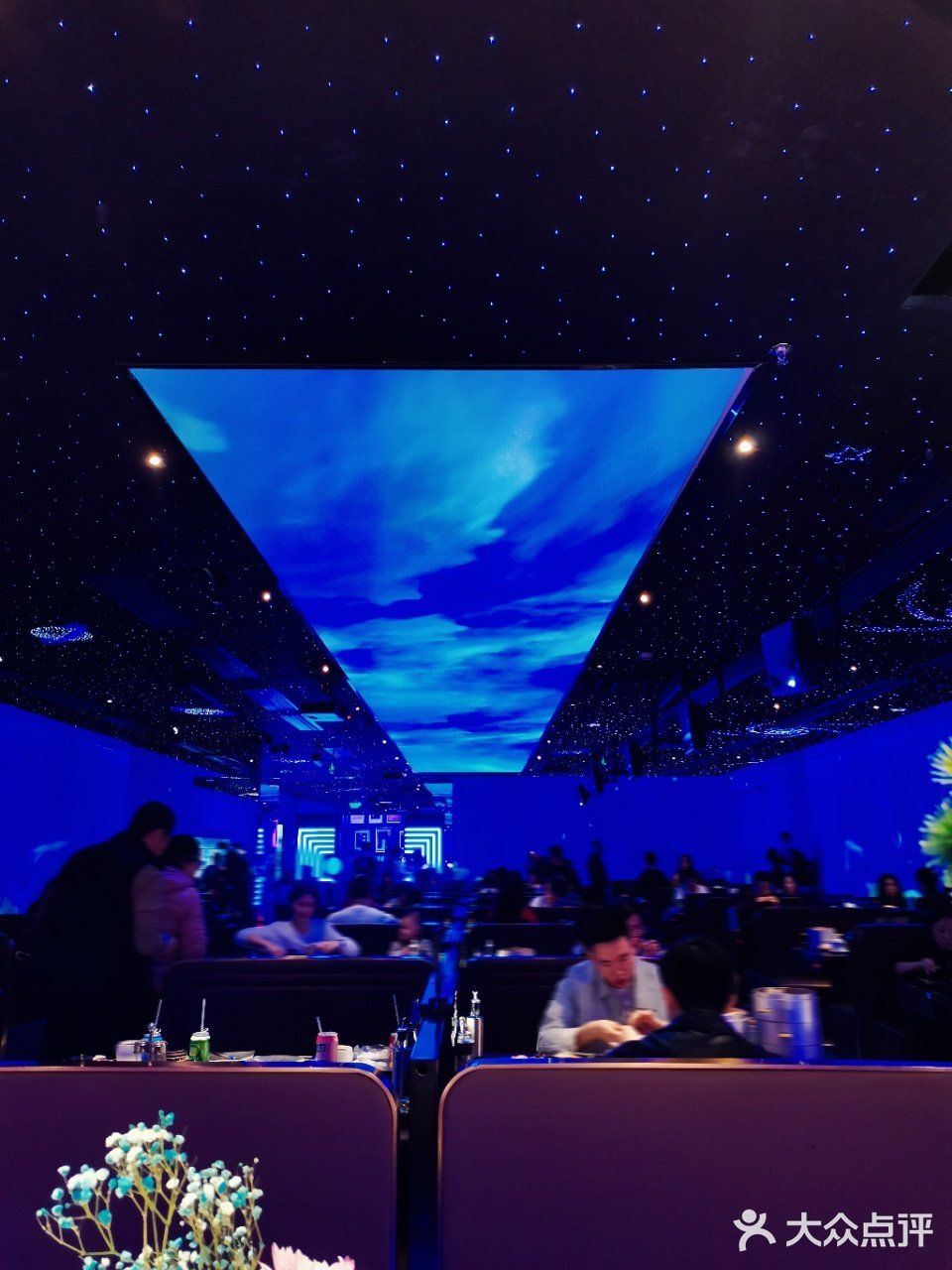 深圳新店丨首家5D概念自助餐厅，实现海鲜自由‼️ 