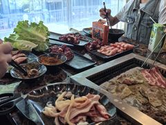 -牛里牛气· 榴莲海鲜鲜牛肉自助火锅·烤肉(横岗店)