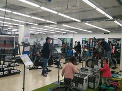 -迪卡侬(燕山店)